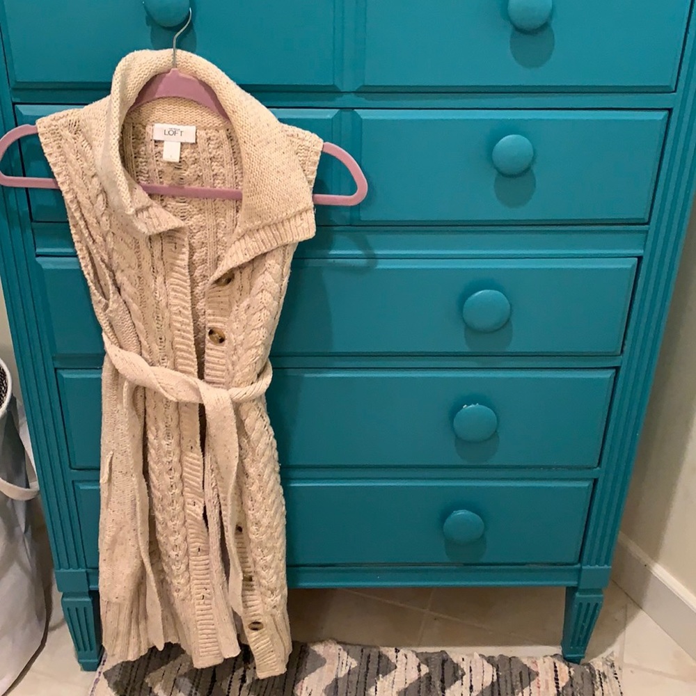 Loft sleeveless belt + tie